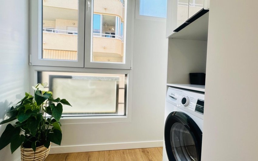 Revente - Apartment -
Torrevieja - Playa del Cura