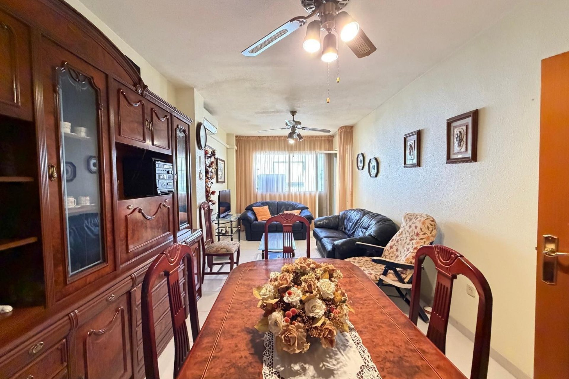 Revente - Apartment -
Torrevieja - Playa del Cura