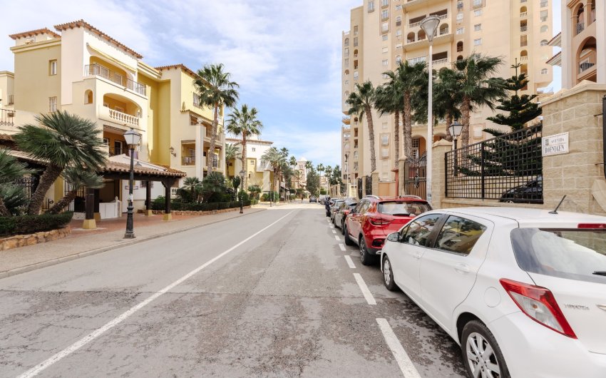 Revente - Apartment -
Torrevieja - Playa Los Locos