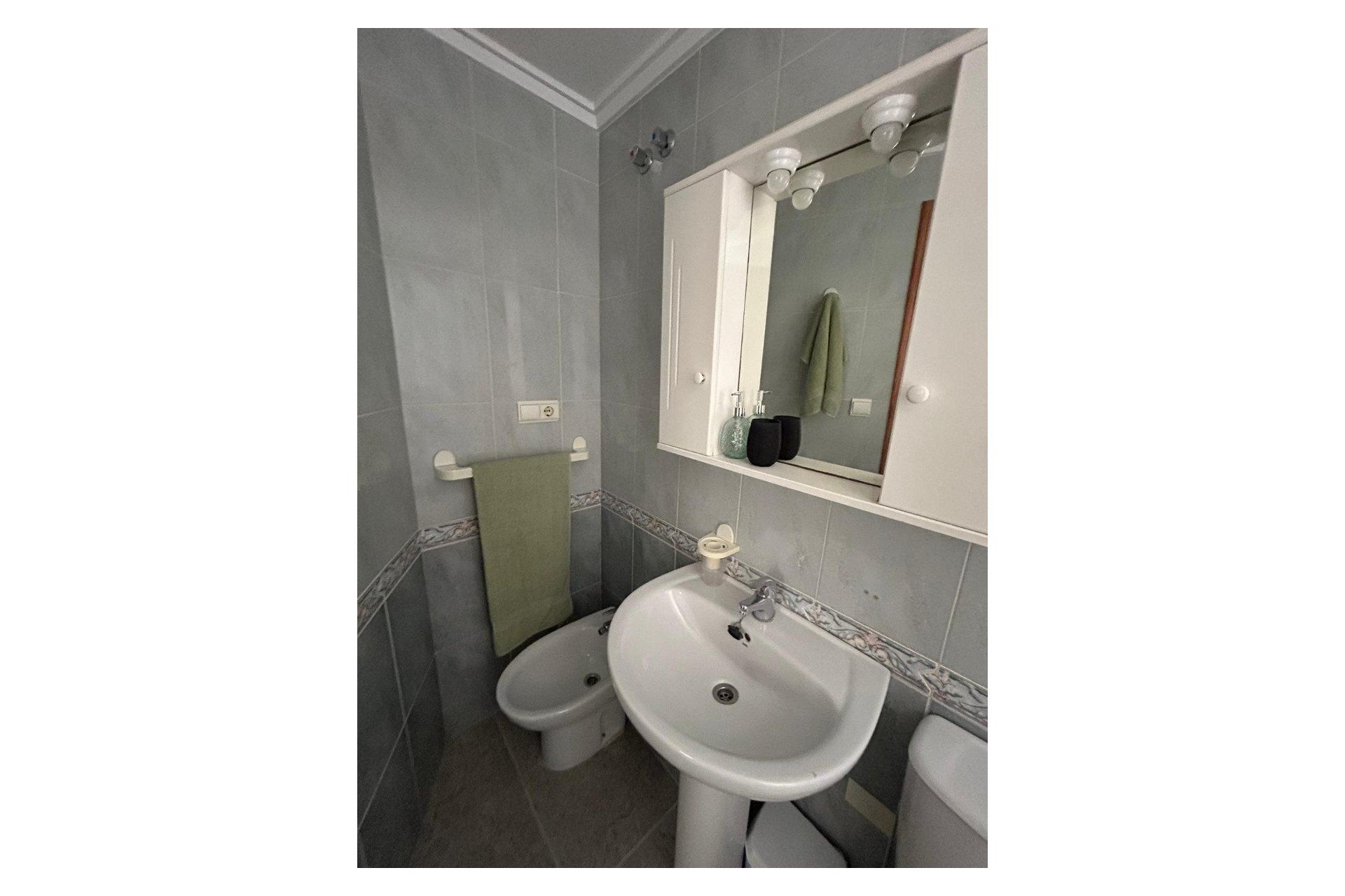 Revente - Apartment -
Torrevieja - Playa Los Locos