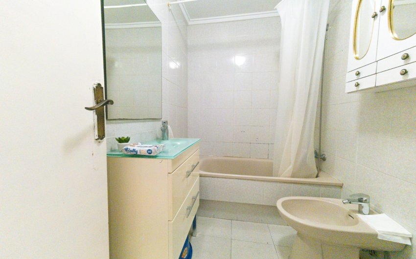 Revente - Apartment -
Torrevieja - Playa Los Locos