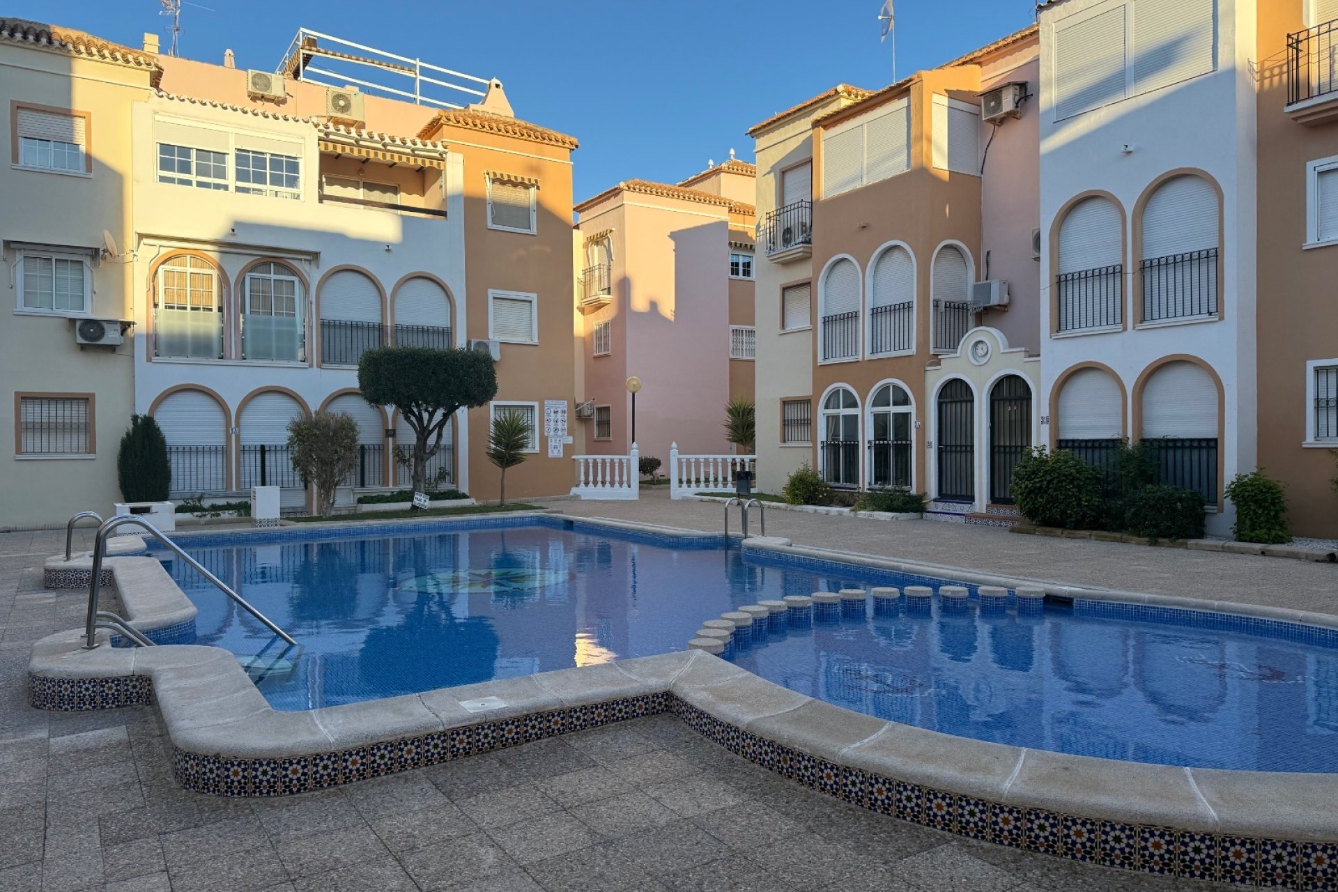 Revente - Apartment -
Torrevieja - Playa Los Naufragos