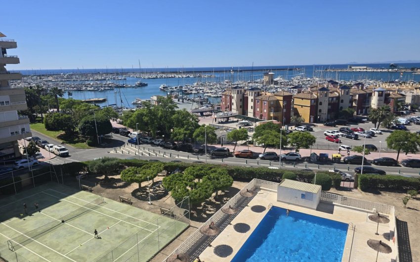 Revente - Apartment -
Torrevieja - Puerto Deportivo Marina Salinas