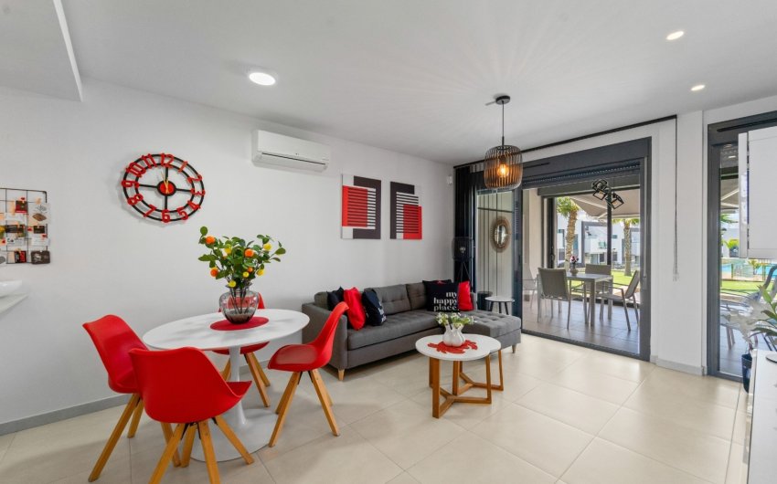 Revente - Apartment -
Torrevieja - Punta Prima