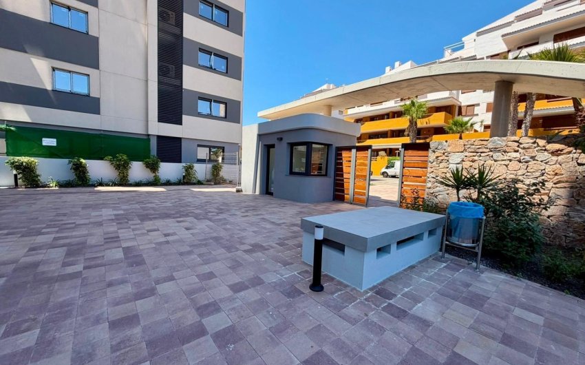 Revente - Apartment -
Torrevieja - Punta Prima
