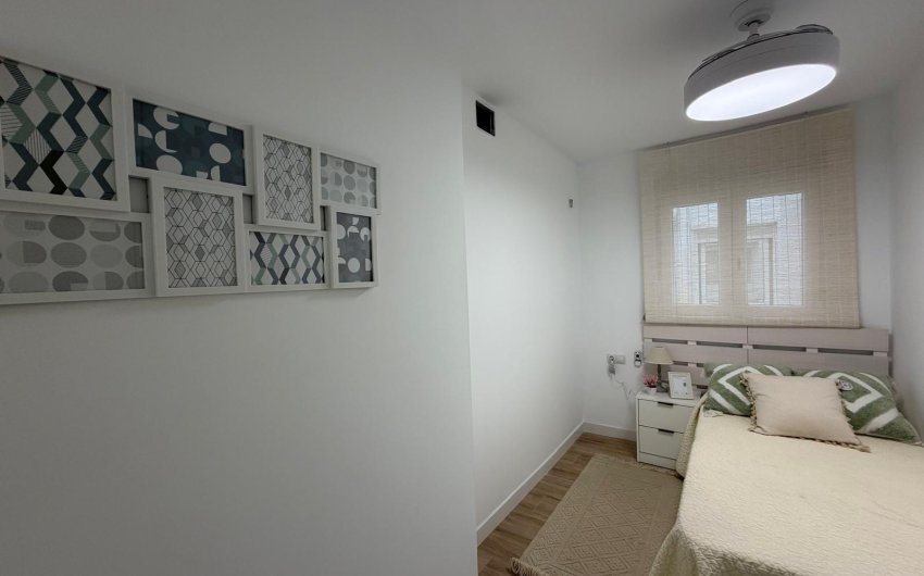 Revente - Apartment -
Torrevieja - Punta Prima
