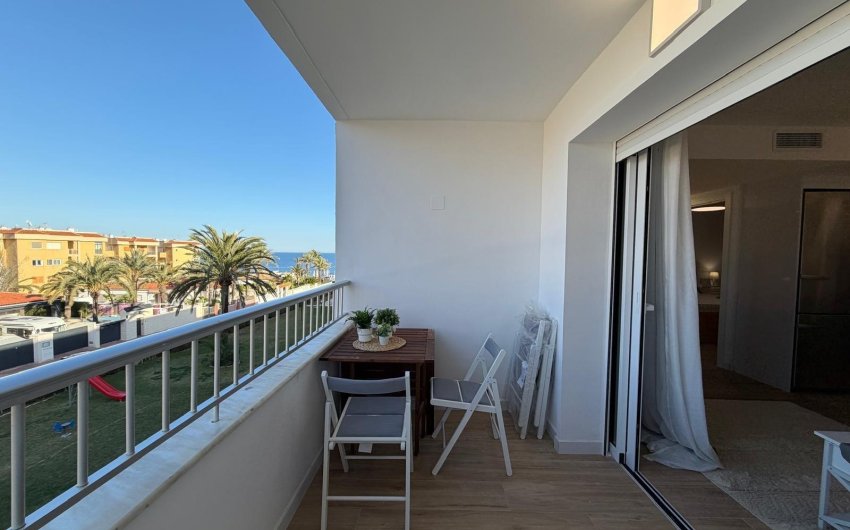 Revente - Apartment -
Torrevieja - Punta Prima