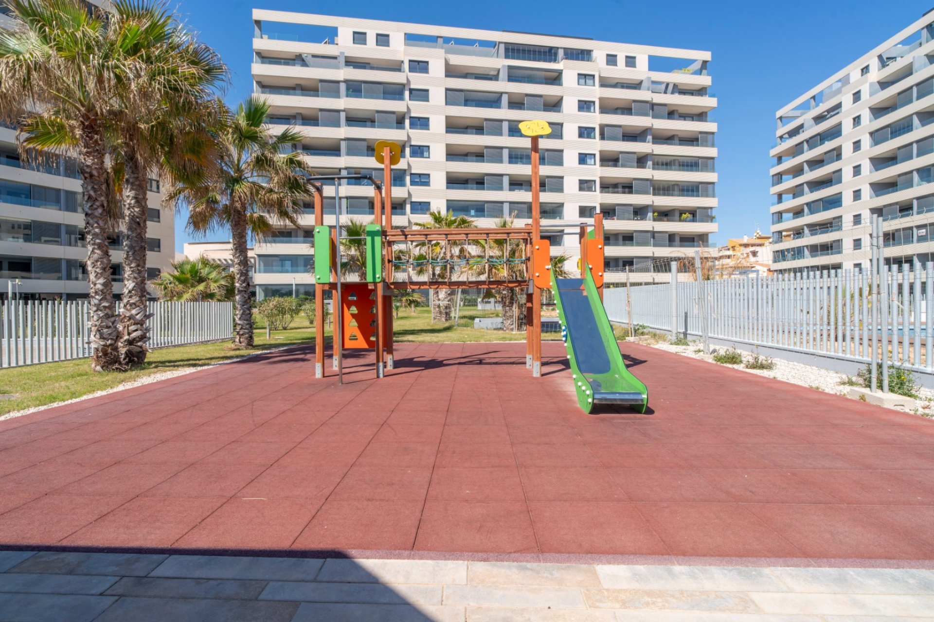 Revente - Apartment -
Torrevieja - Punta Prima