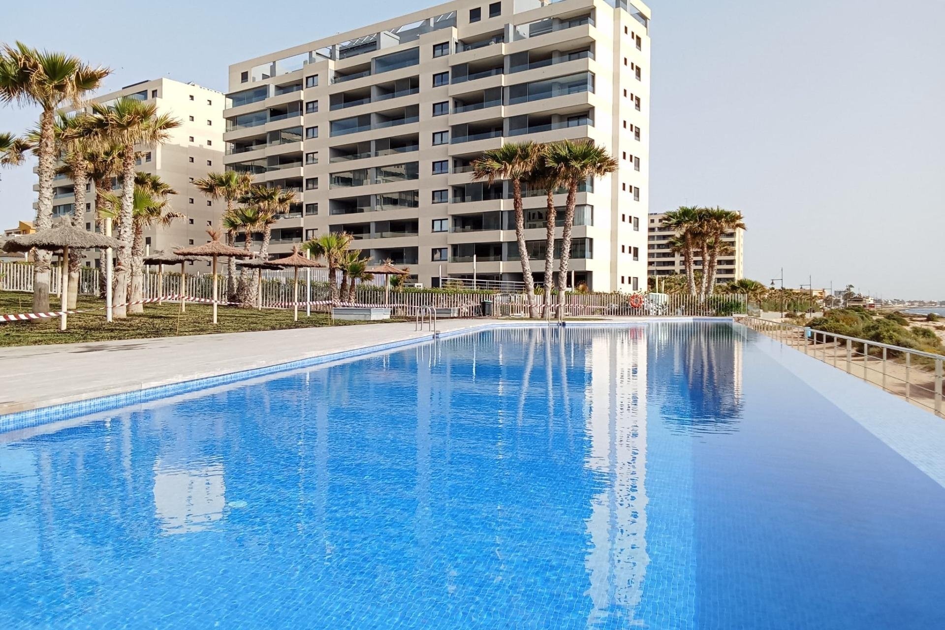 Revente - Apartment -
Torrevieja - Punta Prima