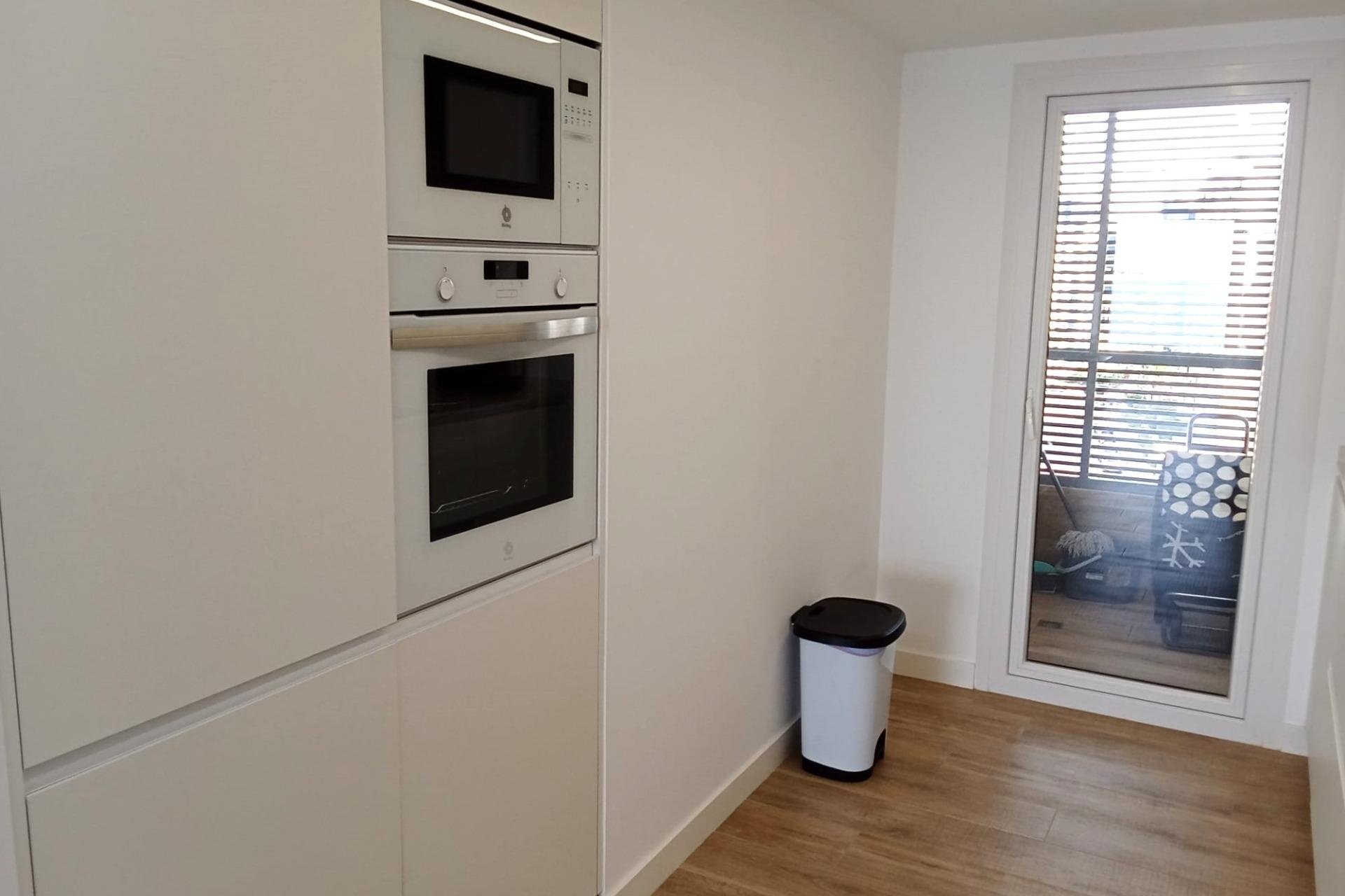 Revente - Apartment -
Torrevieja - Punta Prima