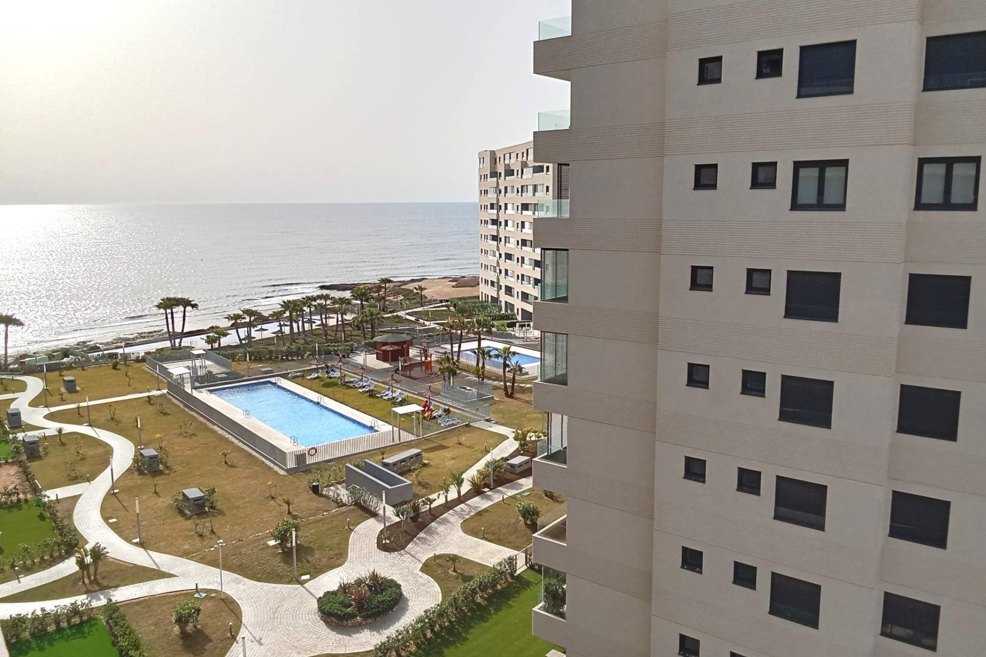 Revente - Apartment -
Torrevieja - Punta Prima