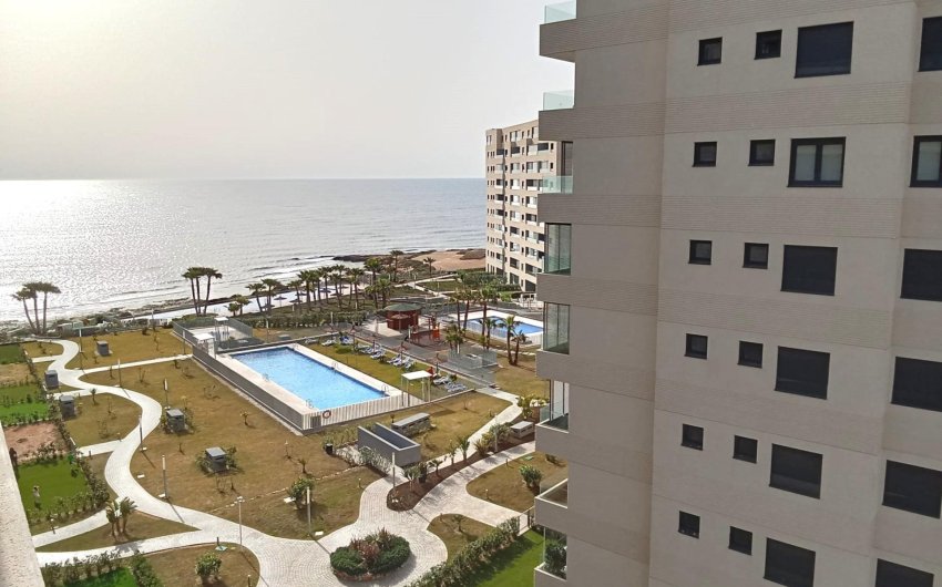 Revente - Apartment -
Torrevieja - Punta Prima
