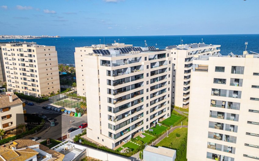 Revente - Apartment -
Torrevieja - Punta Prima