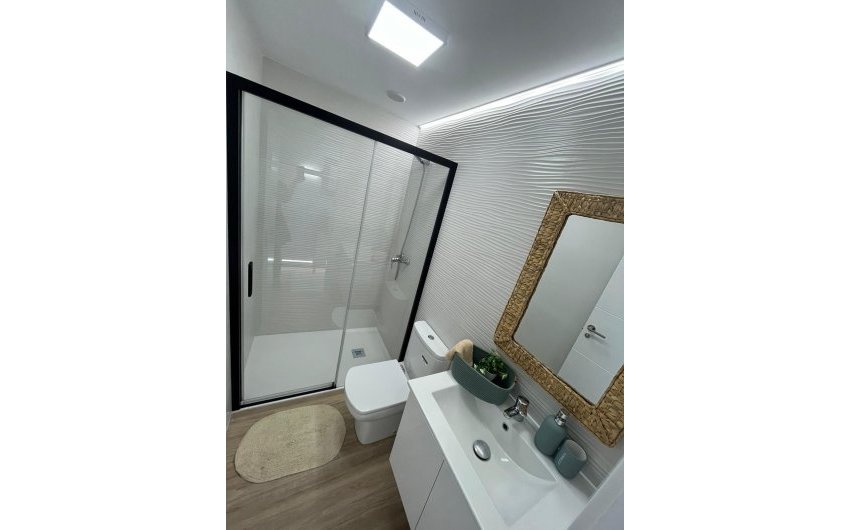 Revente - Apartment -
Torrevieja - Punta Prima