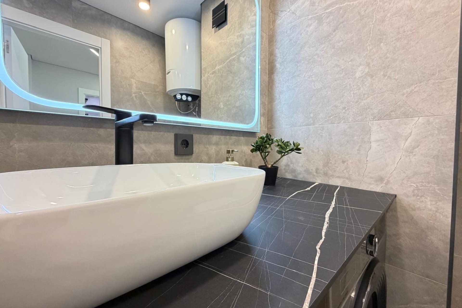 Revente - Apartment -
Torrevieja - Punta Prima