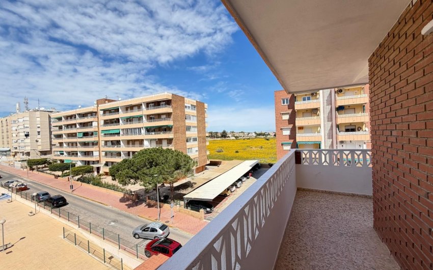 Revente - Apartment -
Torrevieja - Punta Prima