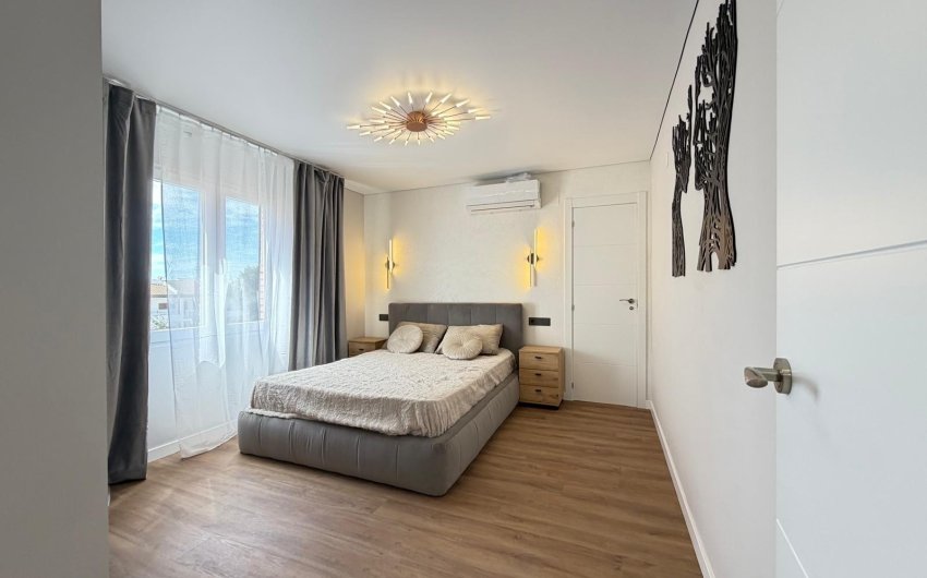 Revente - Apartment -
Torrevieja - Punta Prima