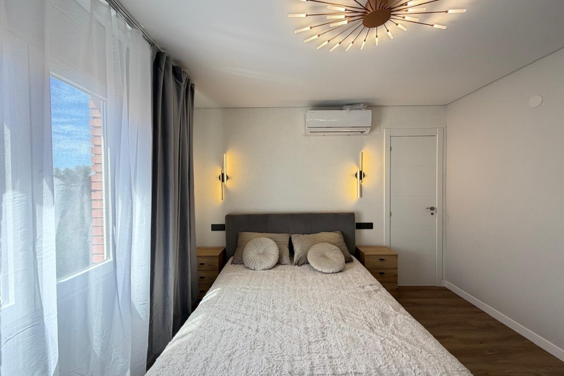 Revente - Apartment -
Torrevieja - Punta Prima