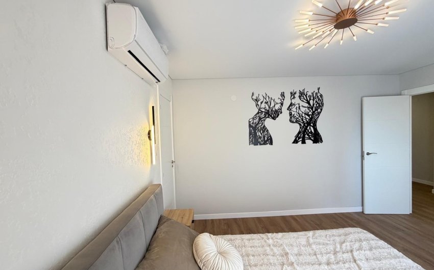 Revente - Apartment -
Torrevieja - Punta Prima
