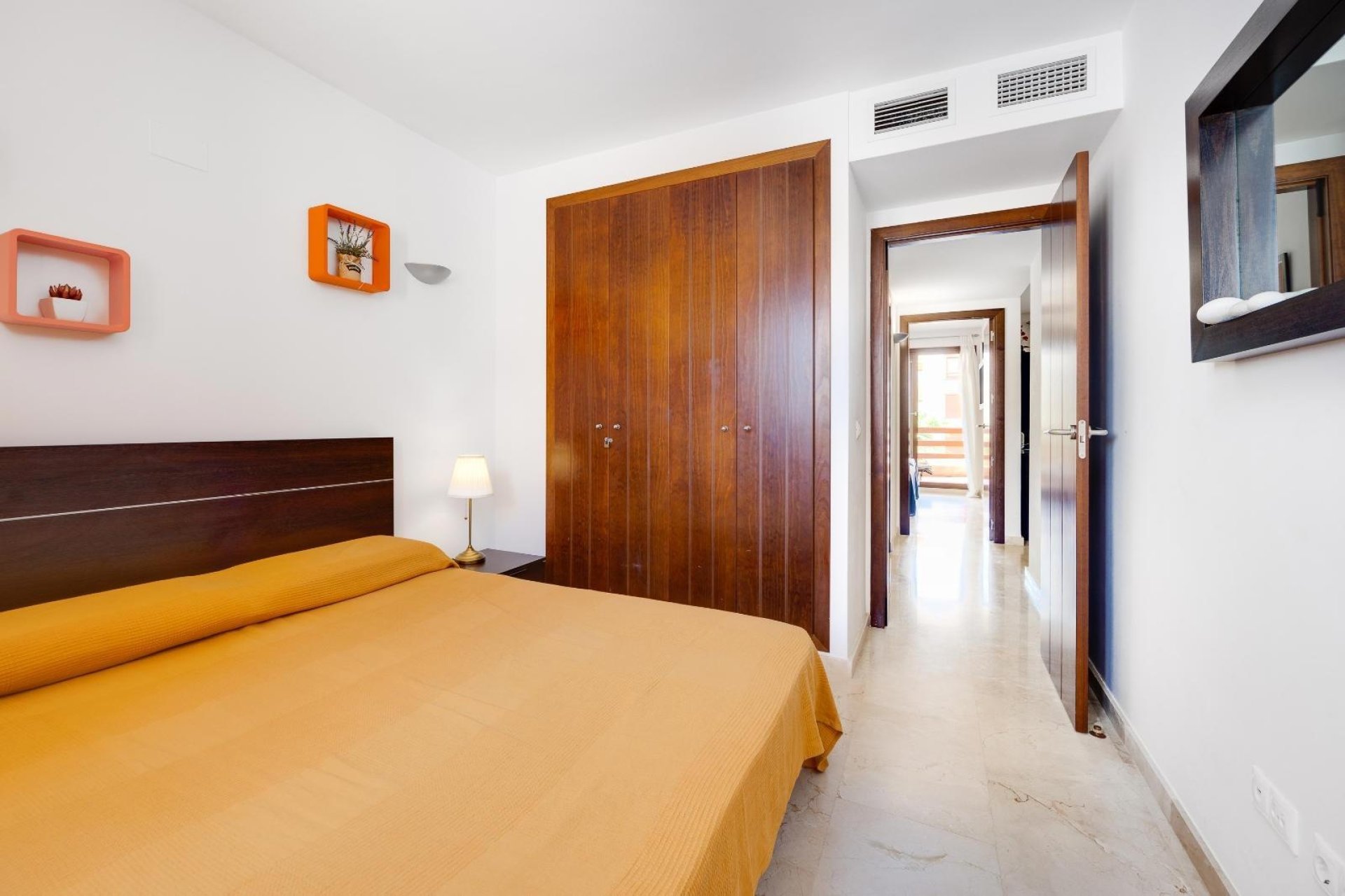 Revente - Apartment -
Torrevieja - Punta Prima