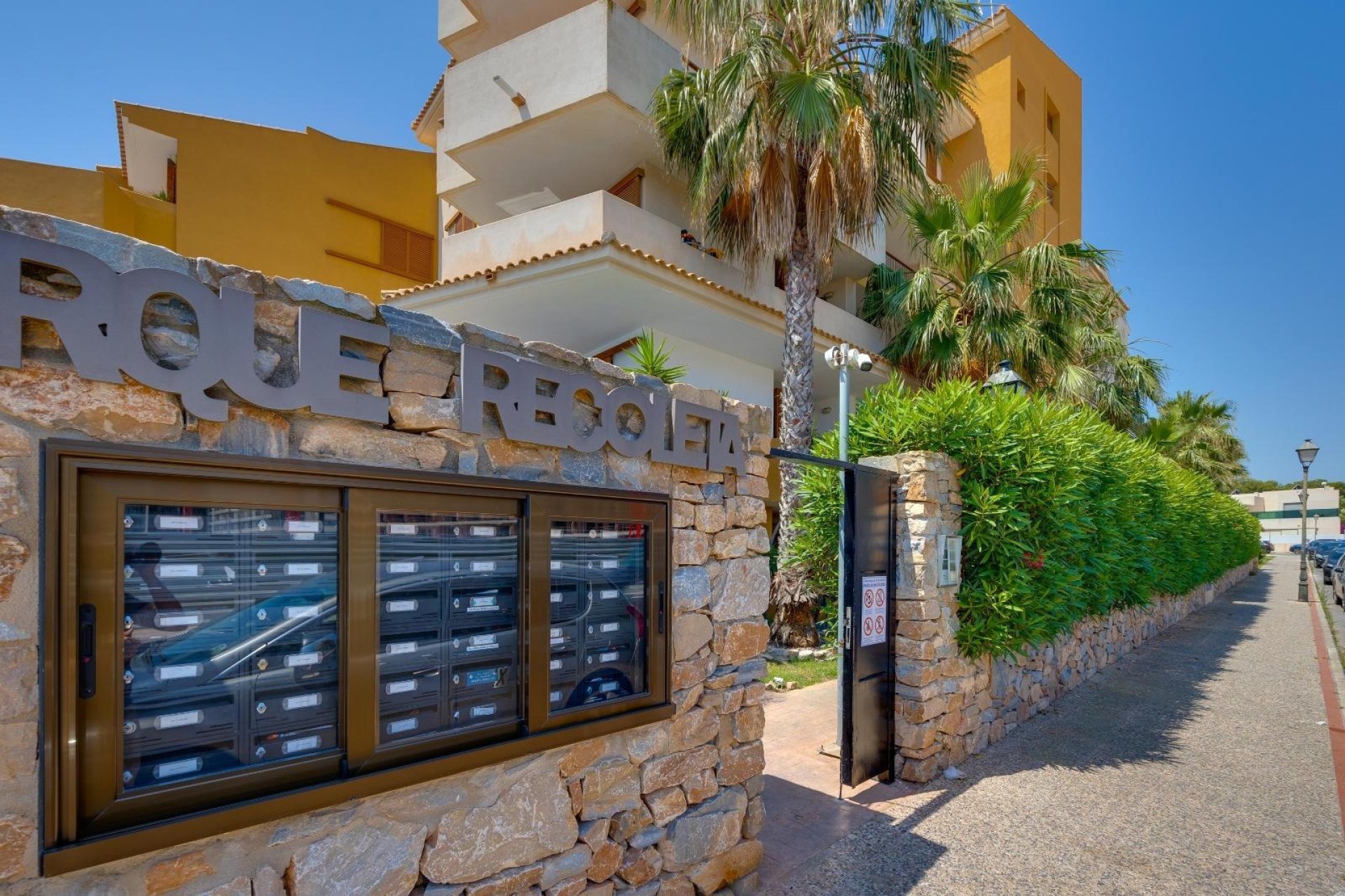 Revente - Apartment -
Torrevieja - Punta Prima
