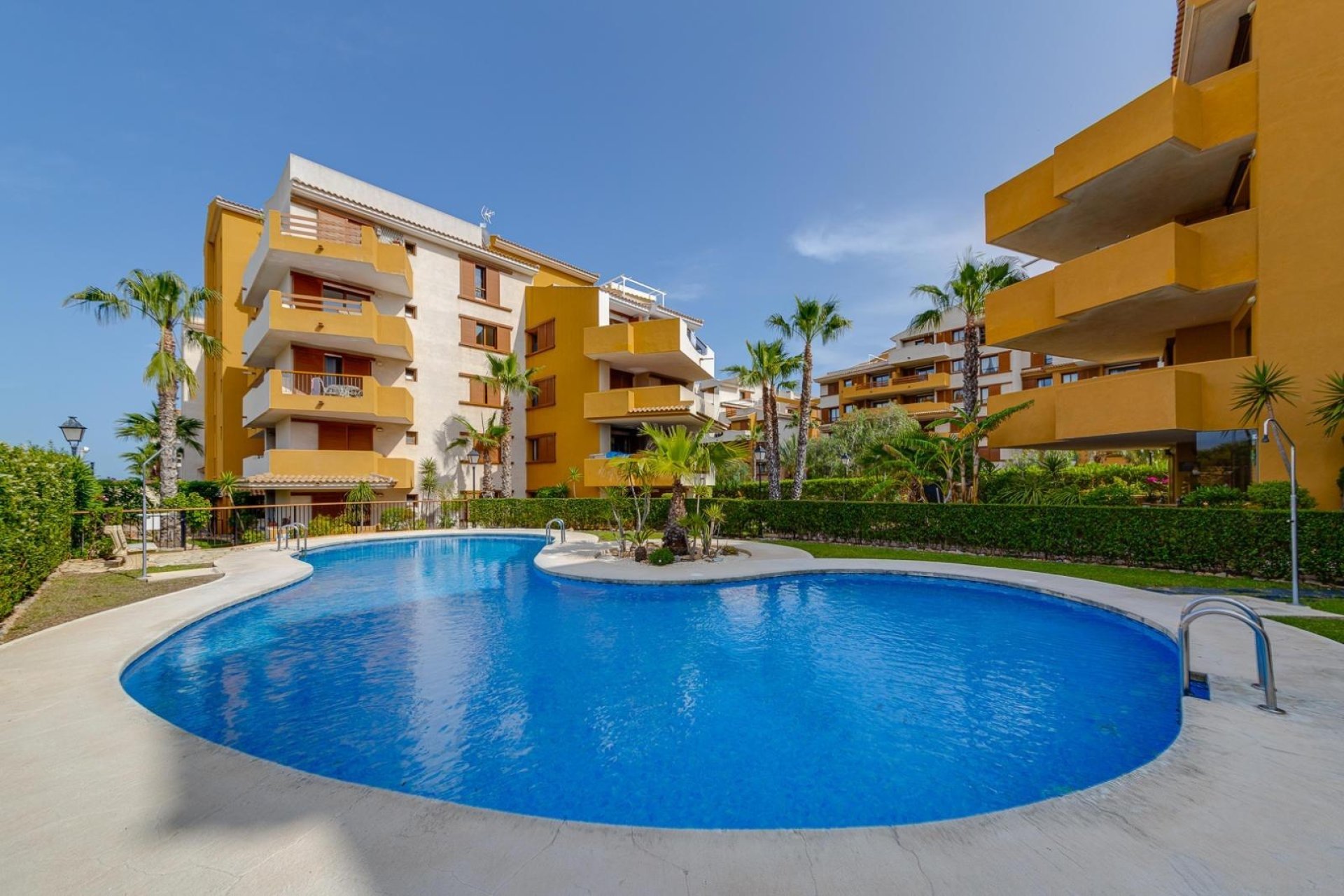 Revente - Apartment -
Torrevieja - Punta Prima