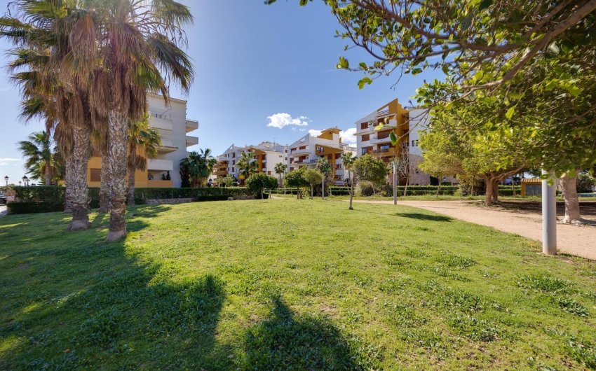 Revente - Apartment -
Torrevieja - Punta Prima