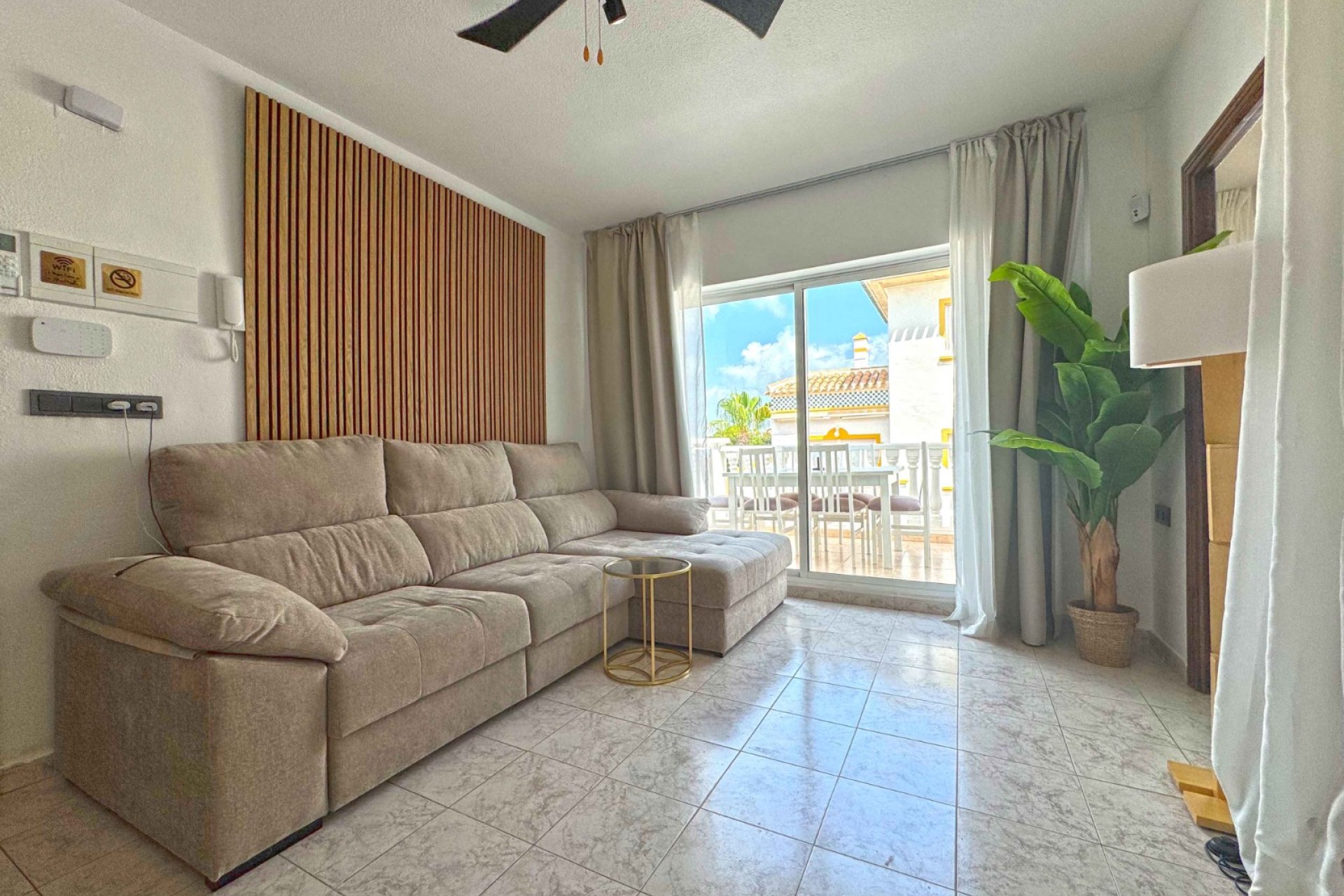 Revente - Apartment -
Torrevieja - Torrelamata - La Mata