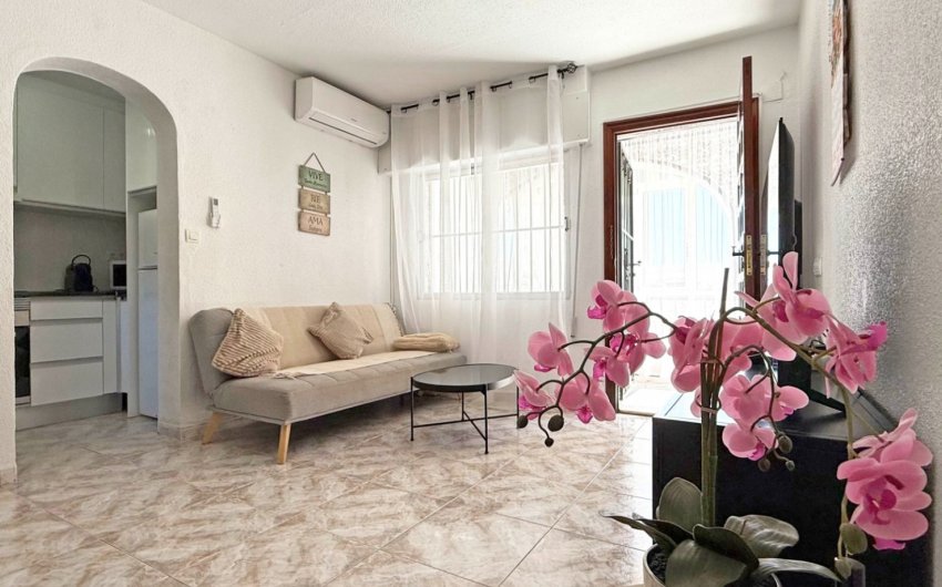 Revente - Apartment -
Torrevieja - Torrelamata - La Mata