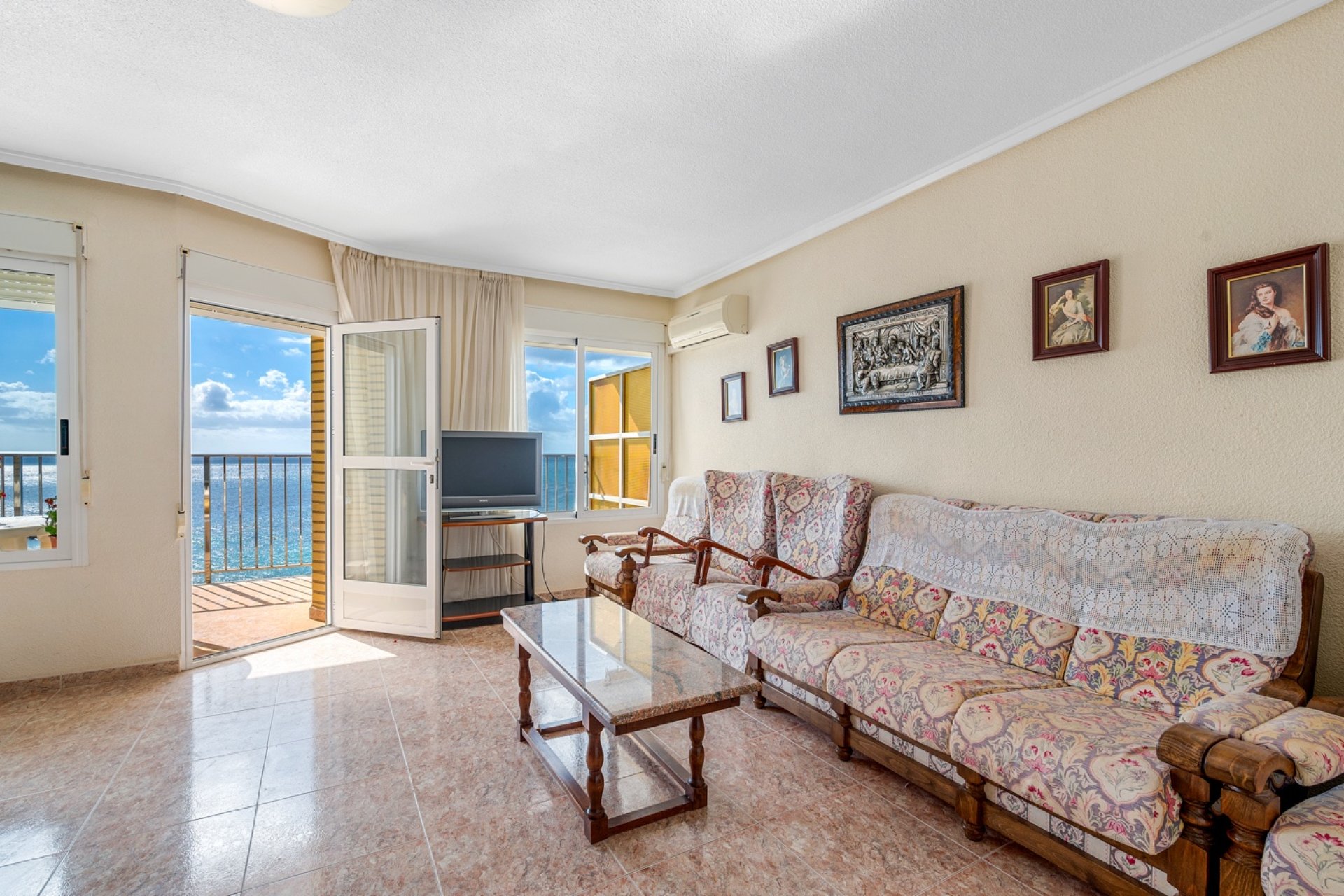 Revente - Apartment -
Torrevieja