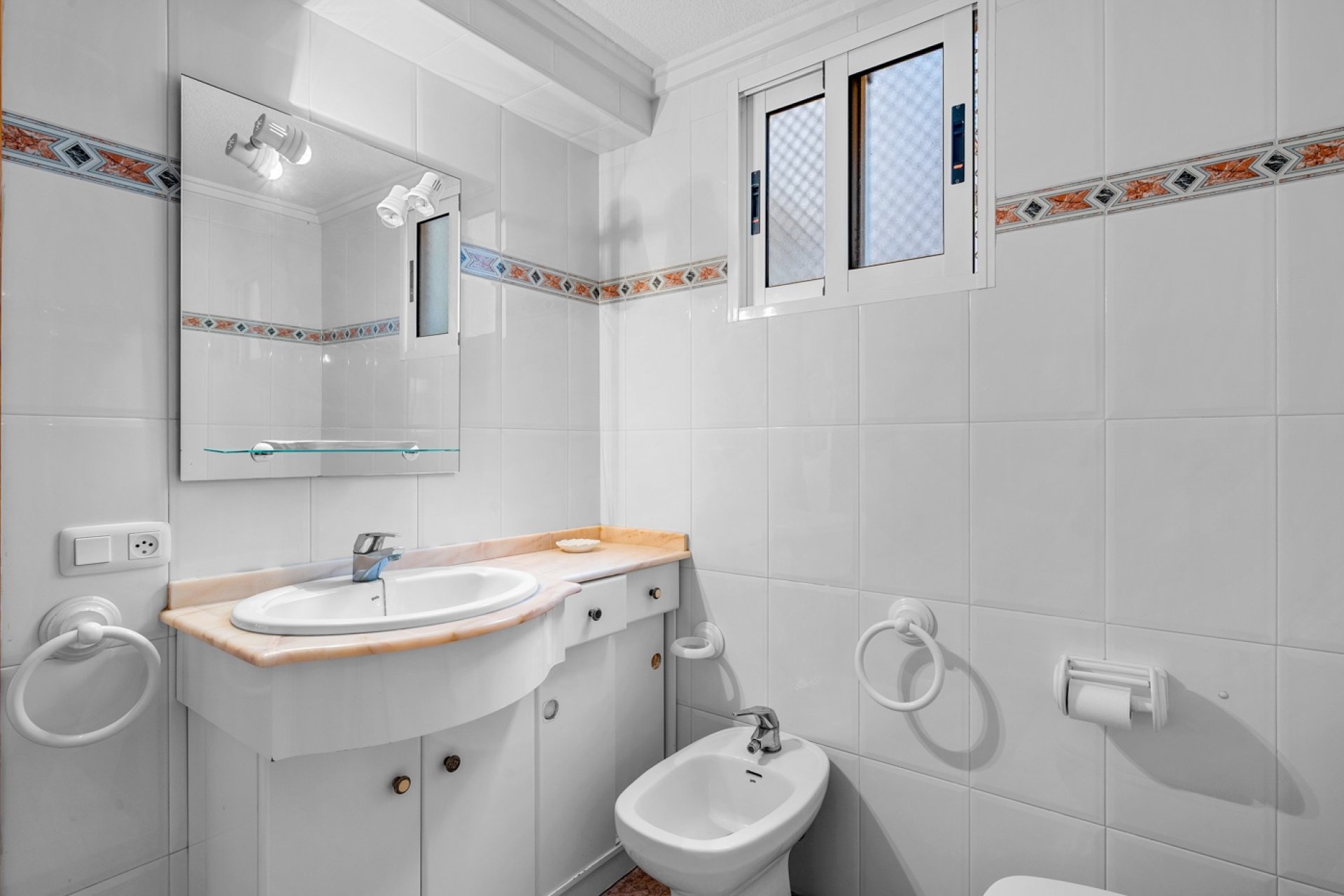 Revente - Apartment -
Torrevieja