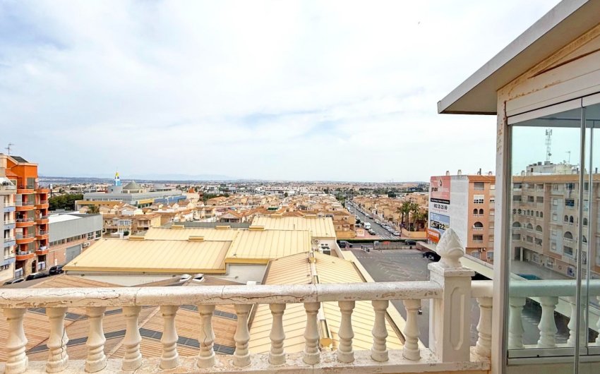 Revente - Apartment -
Torrevieja