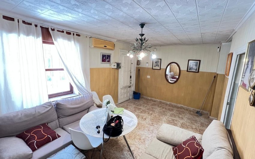 Revente - Apartment -
Torrevieja