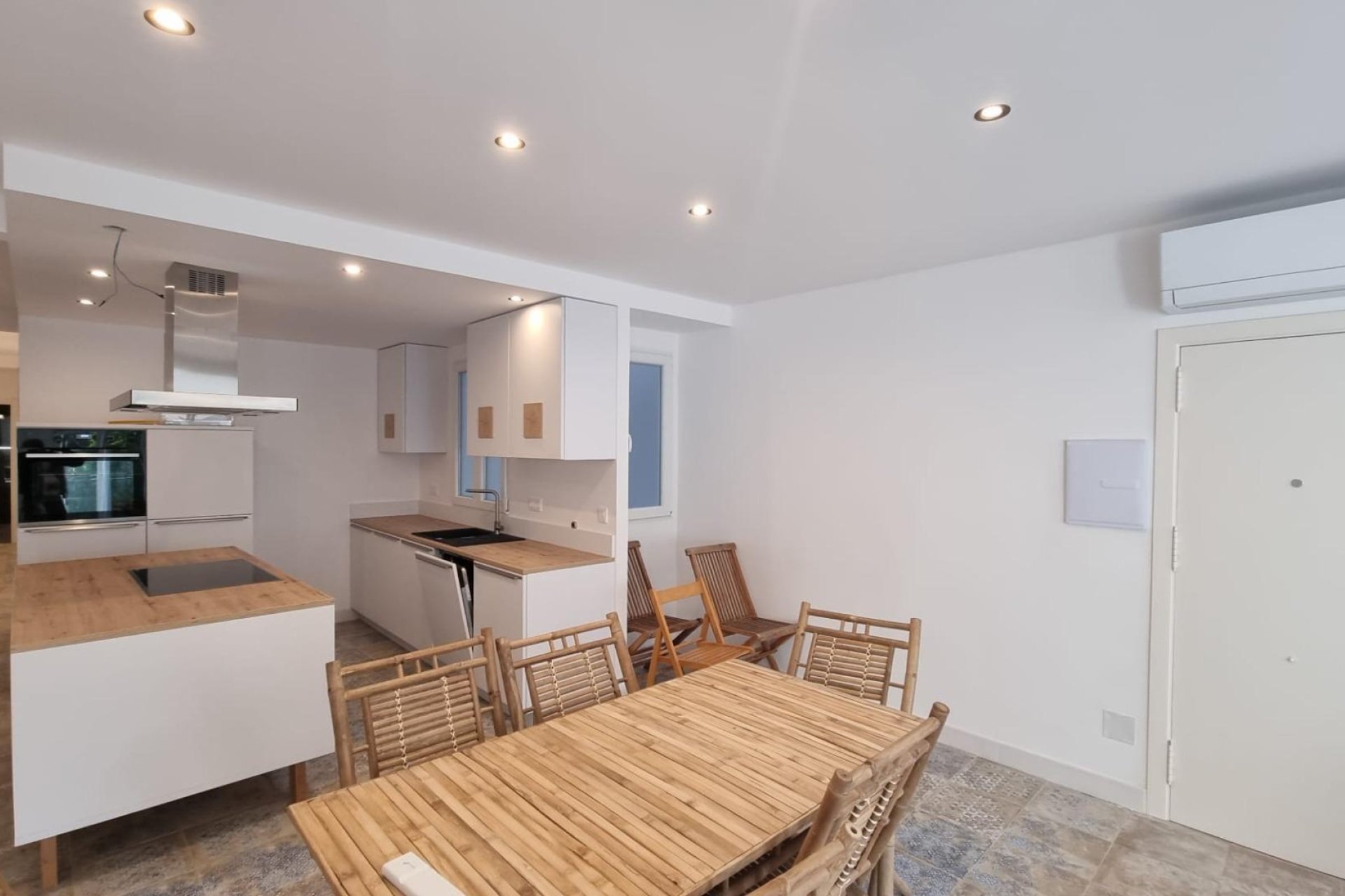 Revente - Apartment -
Torrevieja