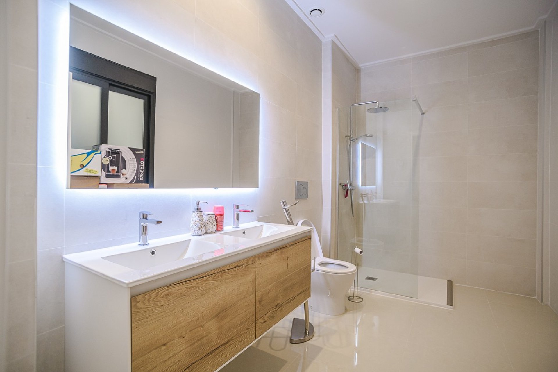 Revente - Apartment -
Torrevieja