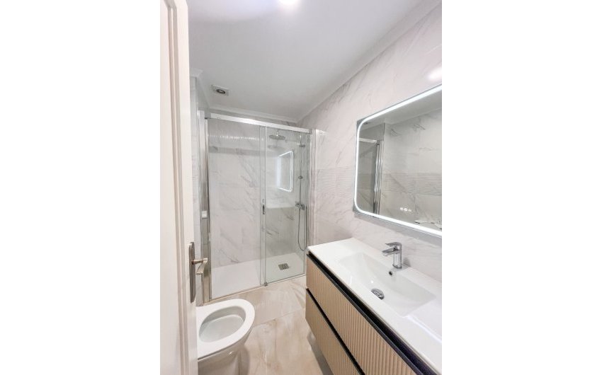 Revente - Apartment -
Torrevieja