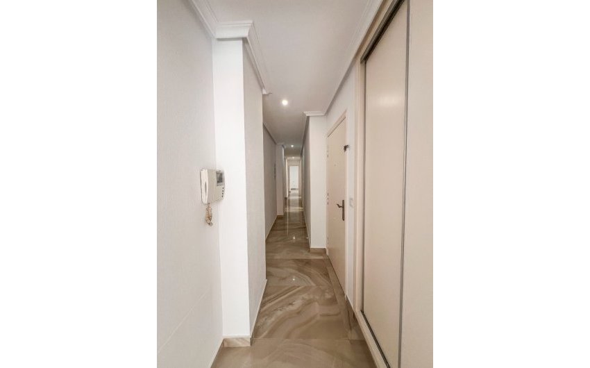 Revente - Apartment -
Torrevieja