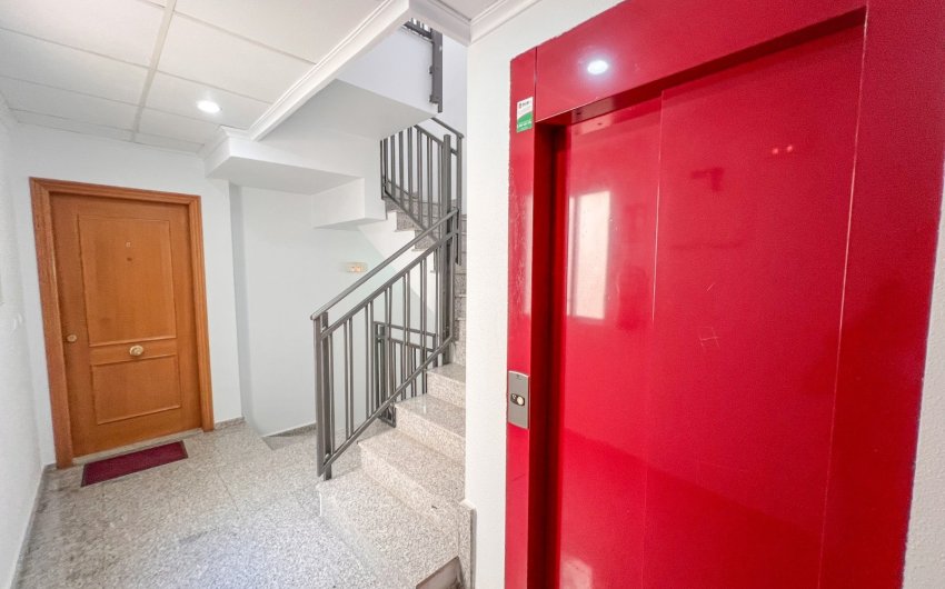 Revente - Apartment -
Torrevieja