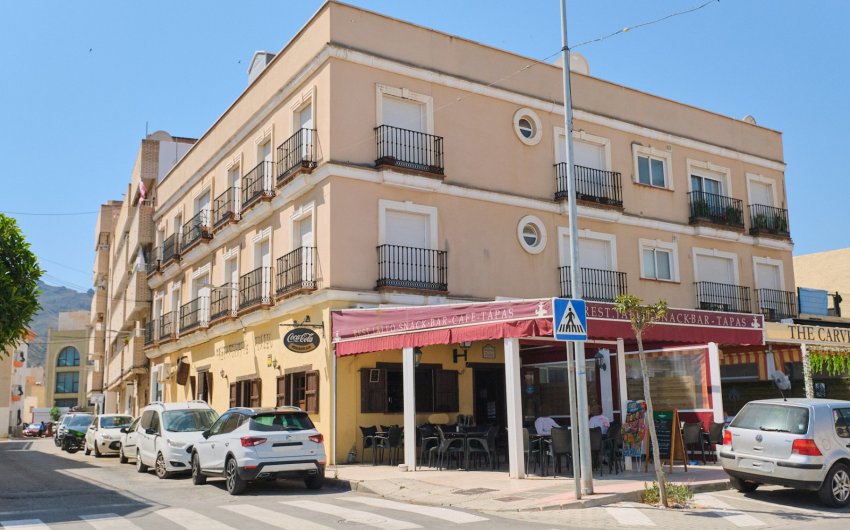 Revente - Apartment -
Turre