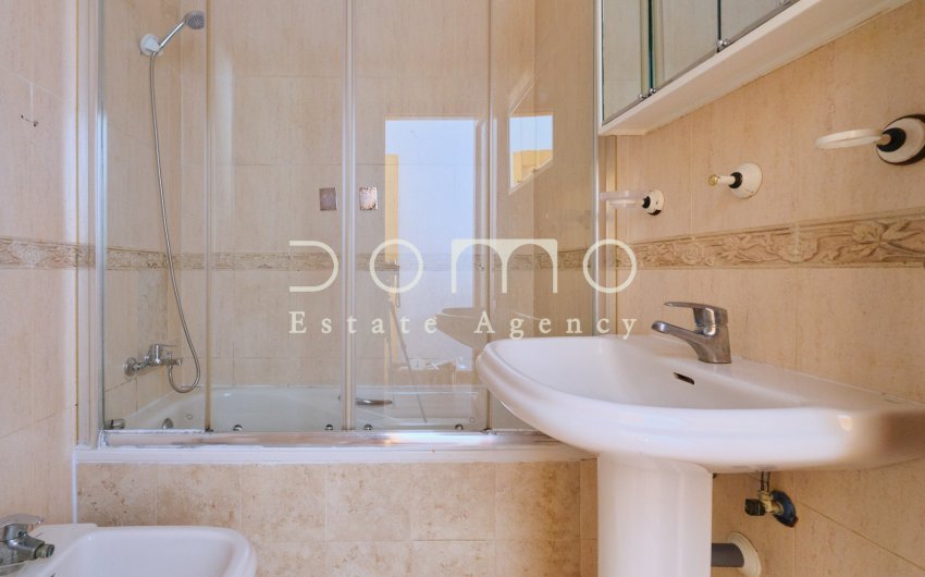 Revente - Apartment -
Turre