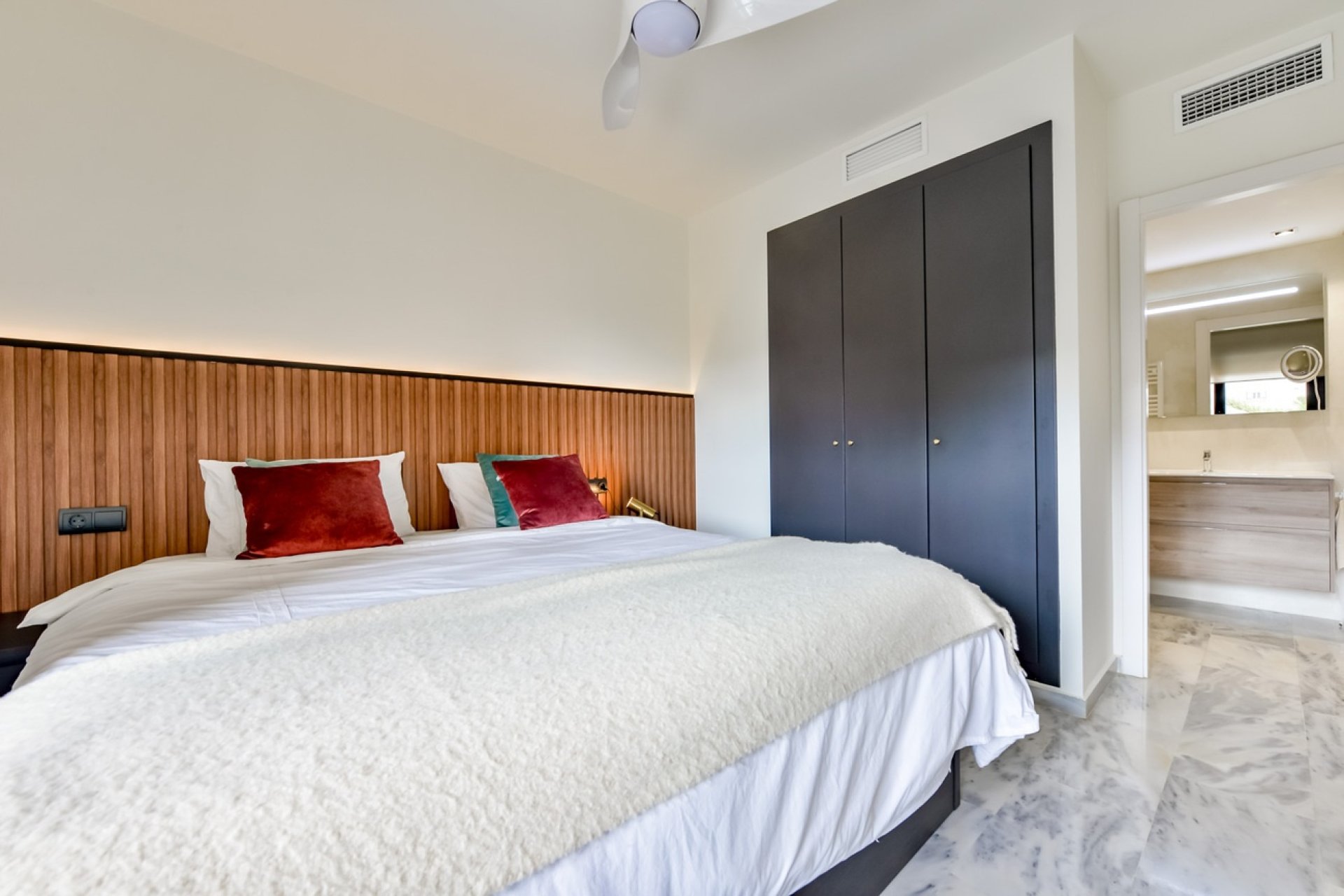 Revente - Apartment -
Villajoyosa - La Cala