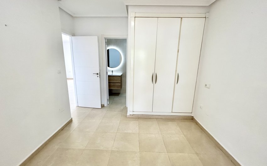 Revente - Apartment -
Villamartin - Costa Blanca