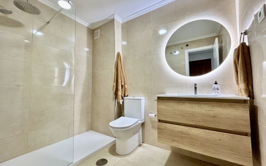 Revente - Apartment -
Villamartin - Costa Blanca