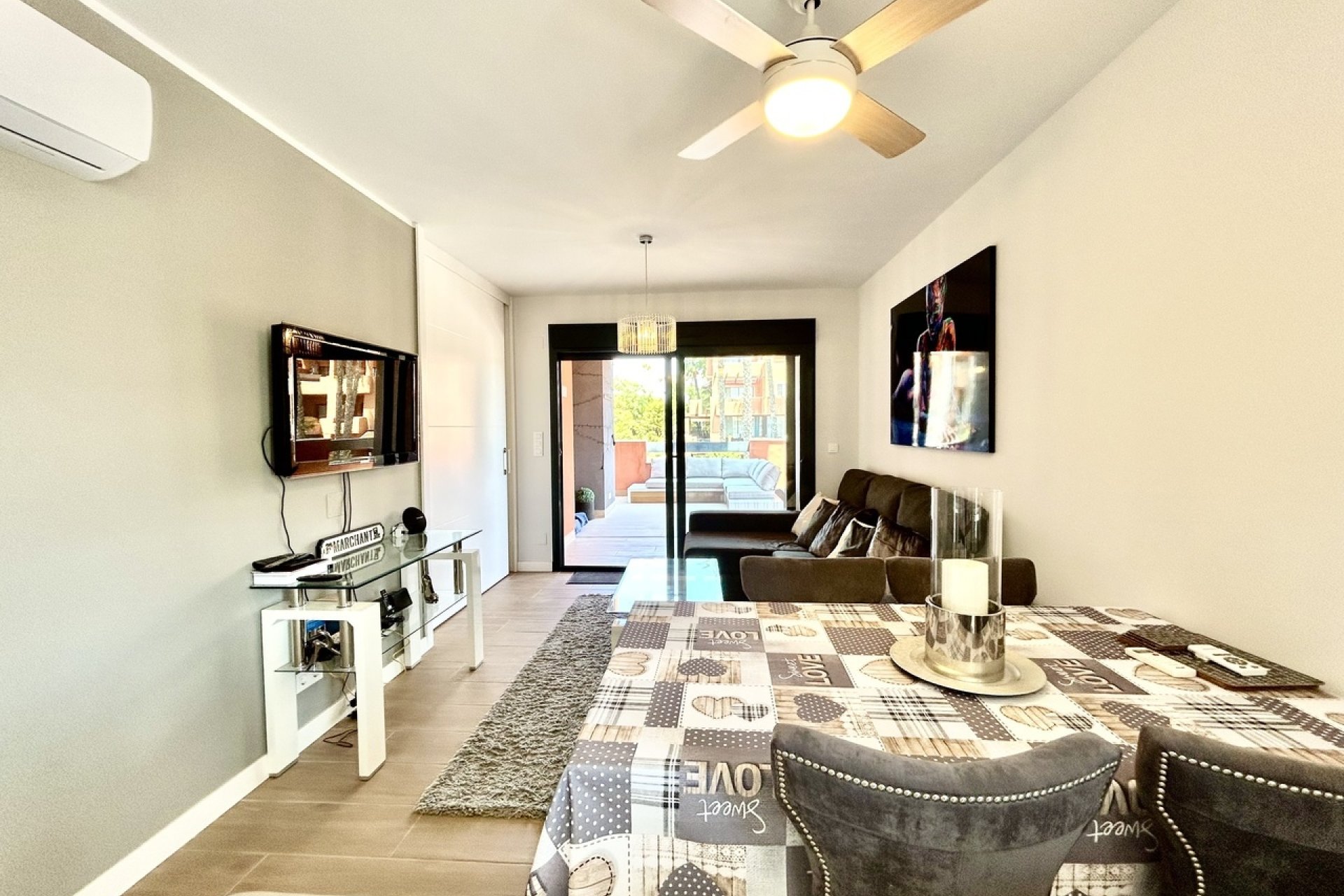 Revente - Apartment -
Villamartin - Costa Blanca