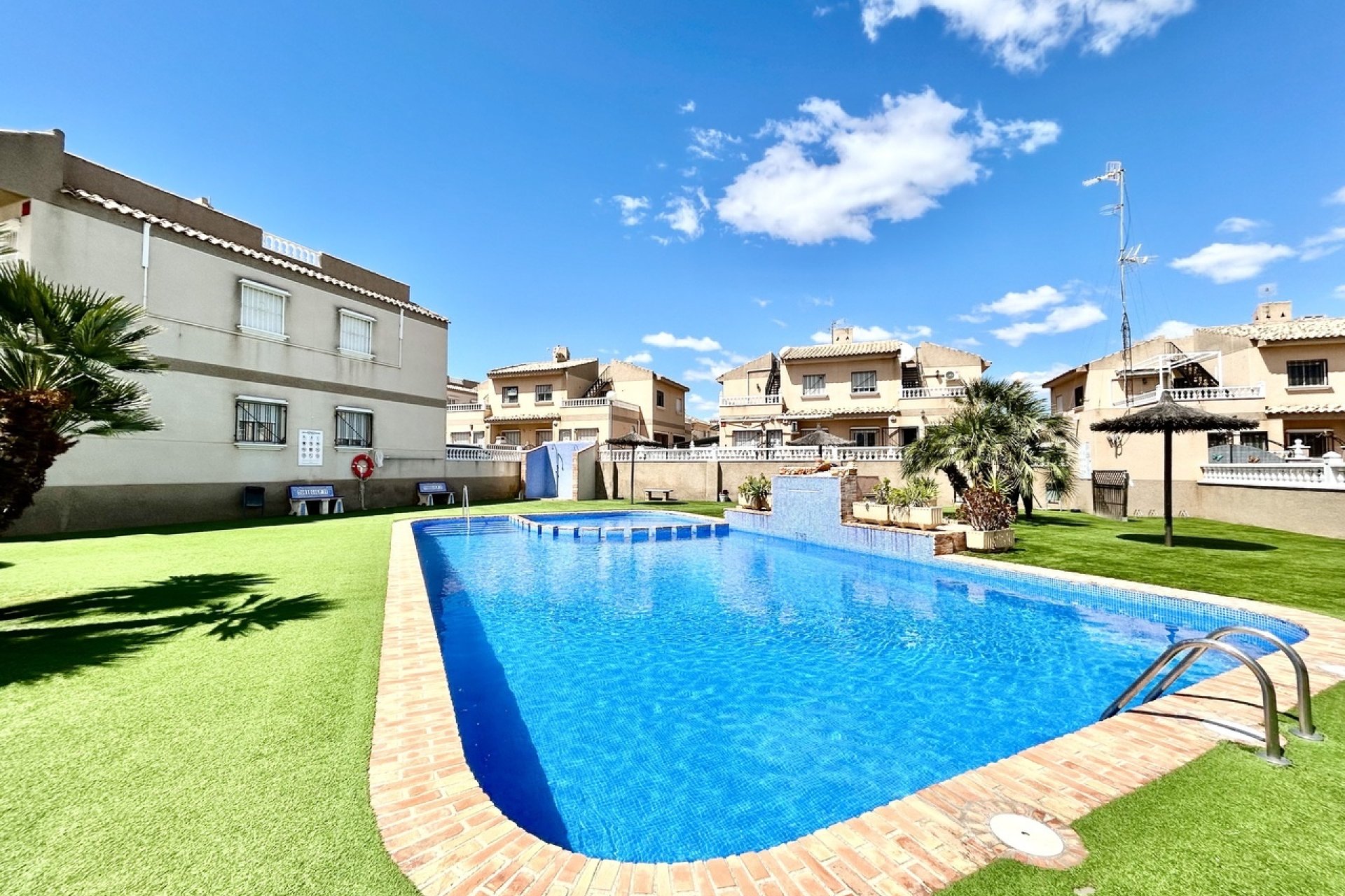 Revente - Apartment -
Villamartin - Costa Blanca