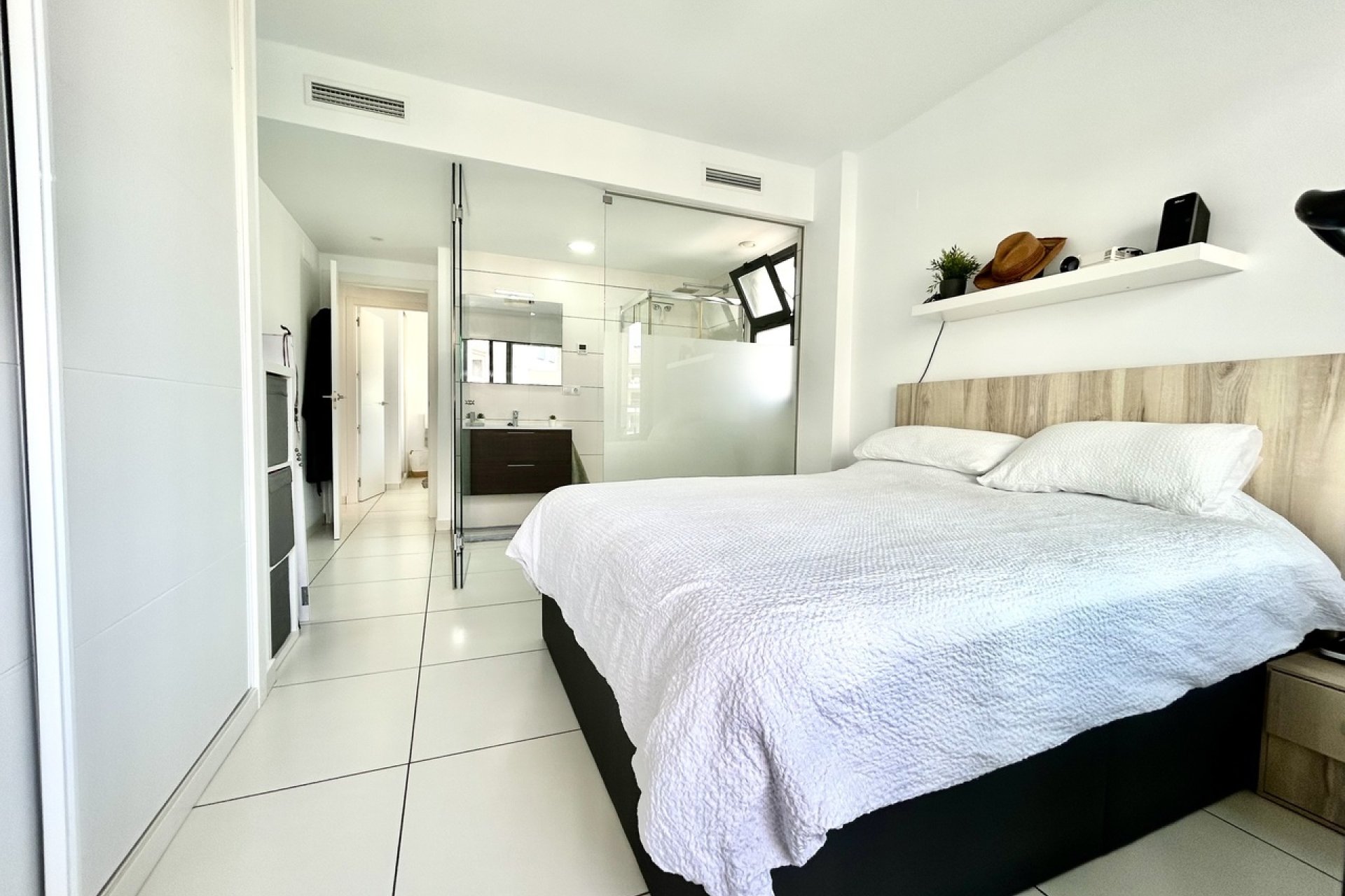 Revente - Apartment -
Villamartin - Costa Blanca