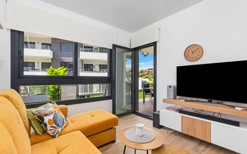 Revente - Apartment -
Villamartin - Costa Blanca