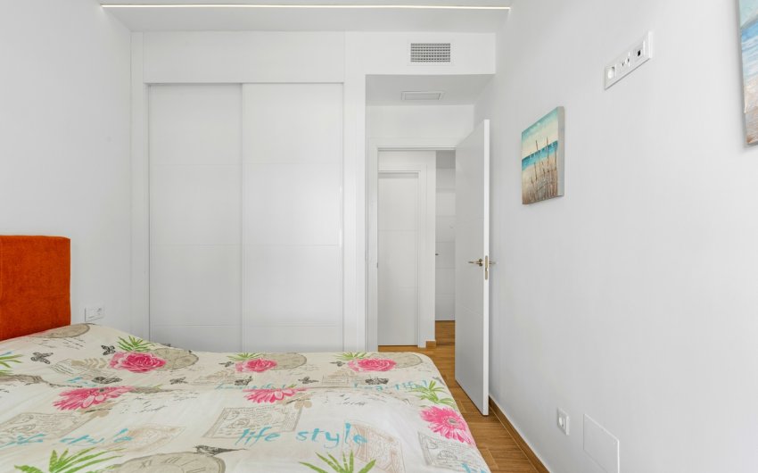 Revente - Apartment -
Villamartin - Costa Blanca