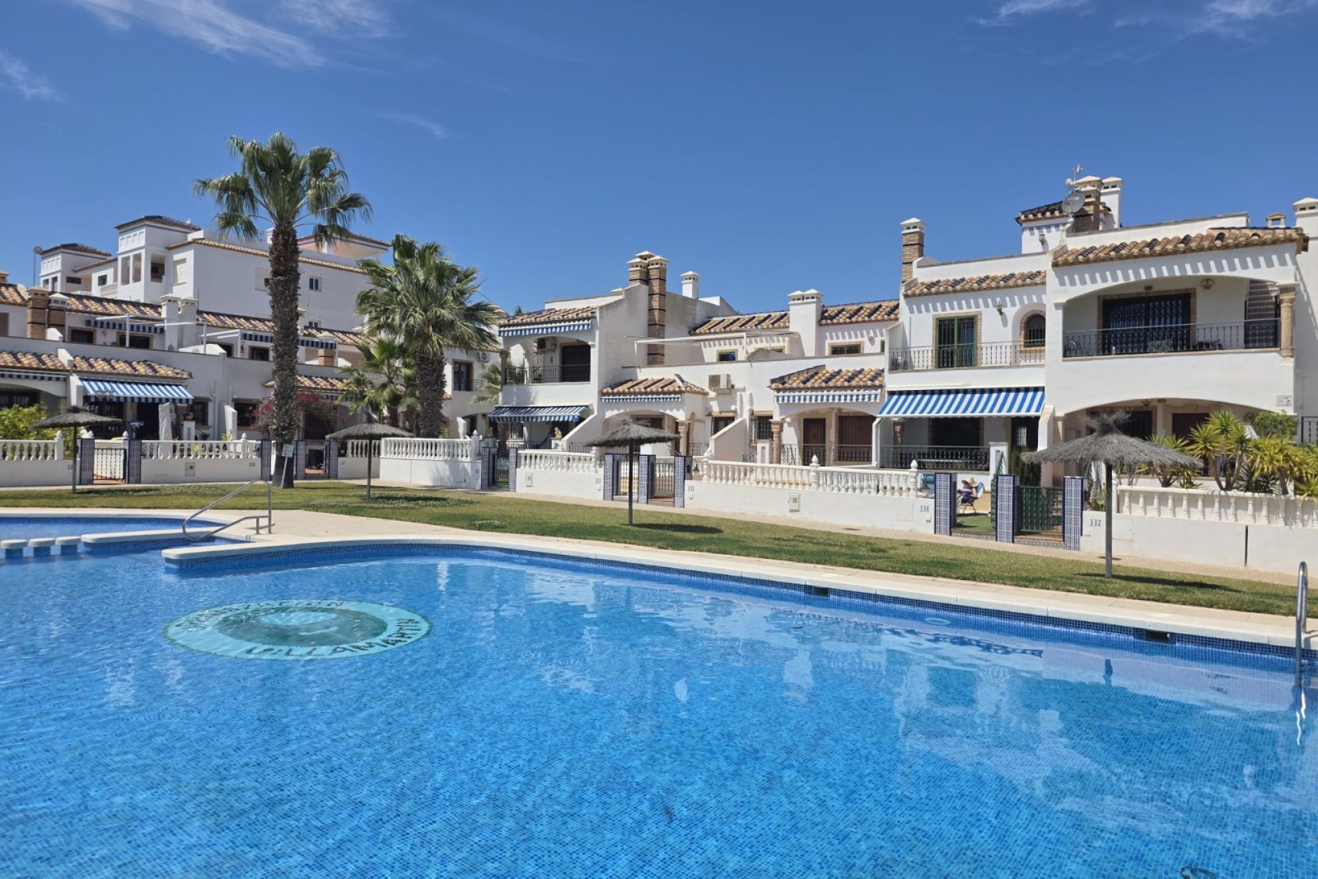 Revente - Apartment -
Villamartin - Costa Blanca