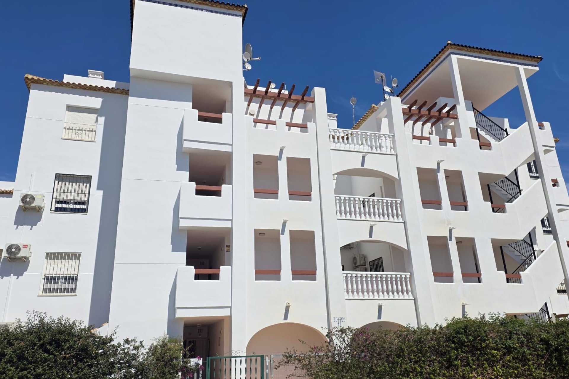 Revente - Apartment -
Villamartin - Costa Blanca